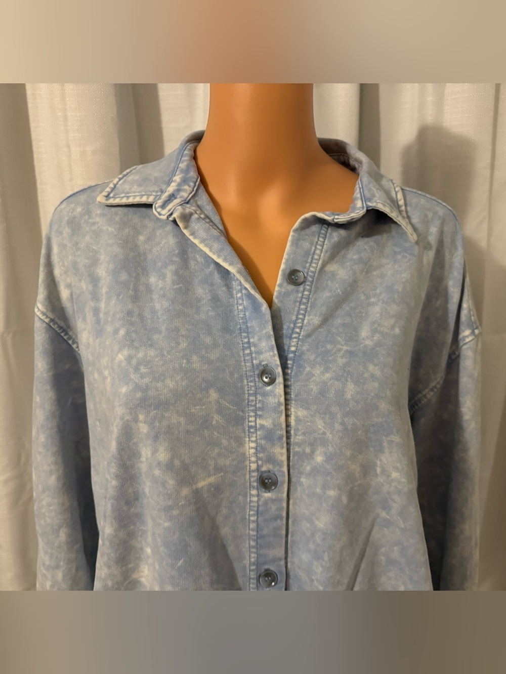 Great Jane & Delancey size L blue knit button up long sleeve shirt new - Picture 4 of 6